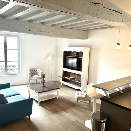 Batisse Paradis- 3 Appartements Calmes Et Elegants Au Centre Historique De Beaune Бон Екстериор снимка