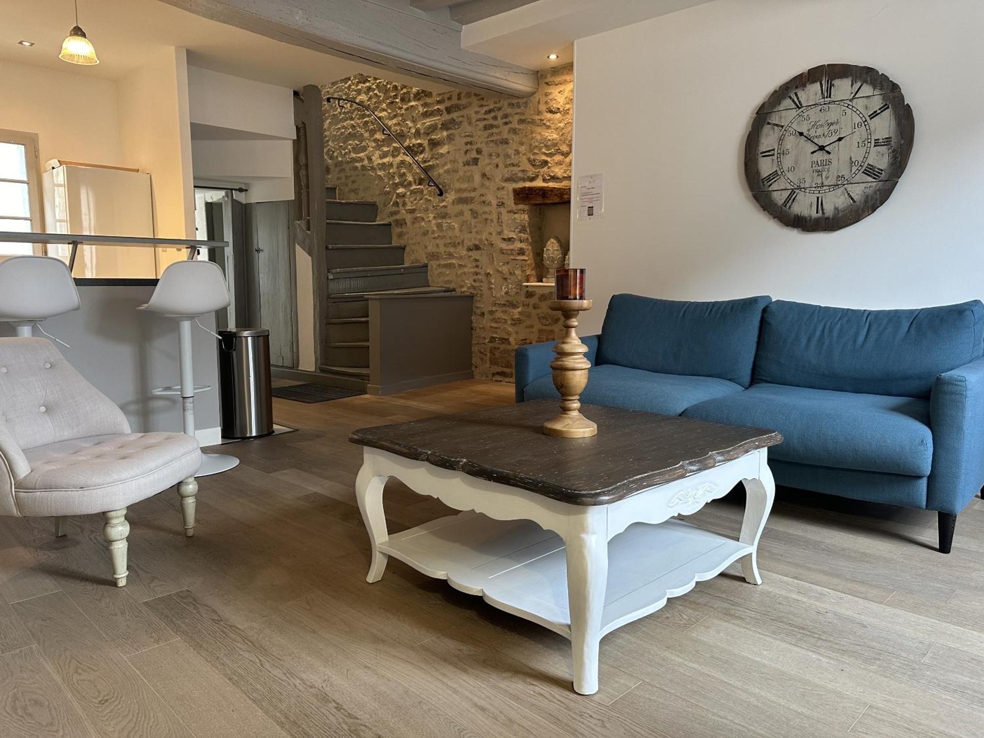 Batisse Paradis- 3 Appartements Calmes Et Elegants Au Centre Historique De Beaune Бон Стая снимка